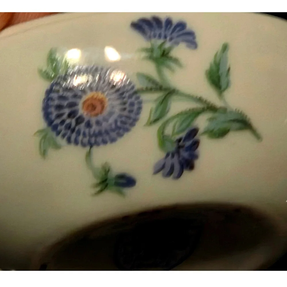 Limoges Trinket Bowl OvalSmall Cream Hand Painted Bird Floral Gold Scroll